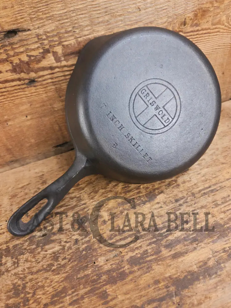 1950’s Wagner made Griswold #4 Skillet with Smooth Bottom. A fantastic #4 skillet Skillet