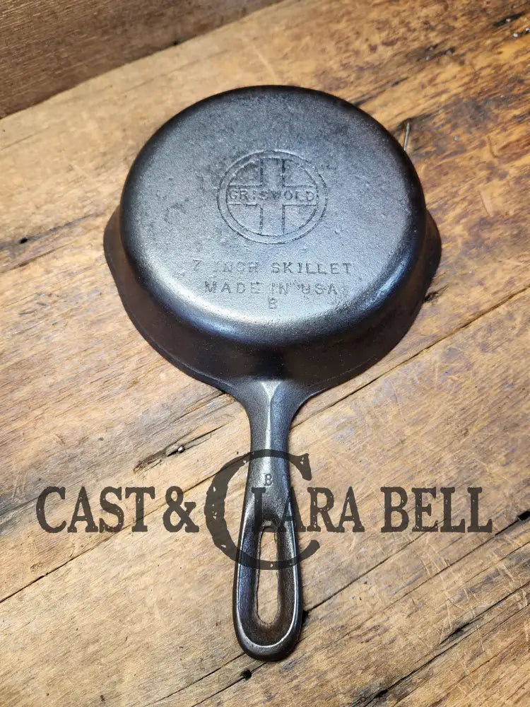 1950’S Wagner Made Griswold #4 Skillet With Smooth Bottom. Tough To Find And A Fantastic Skillet!