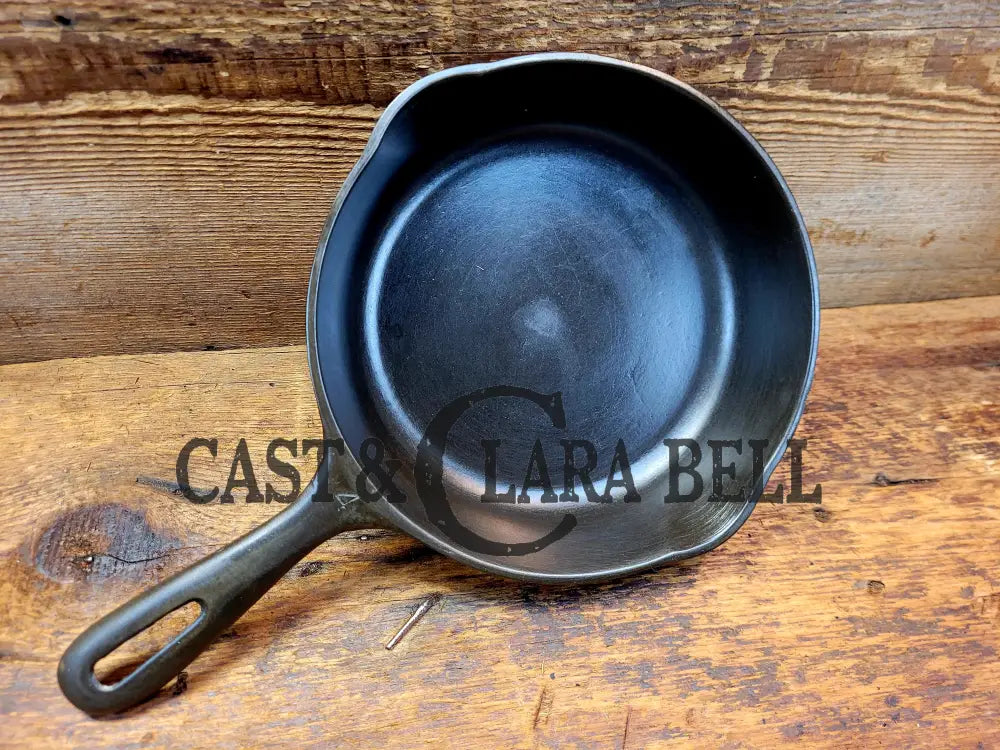 1950’S Wagner Made Griswold #4 Skillet With Smooth Bottom. Very Cool Tough To Find Egg Skillet!