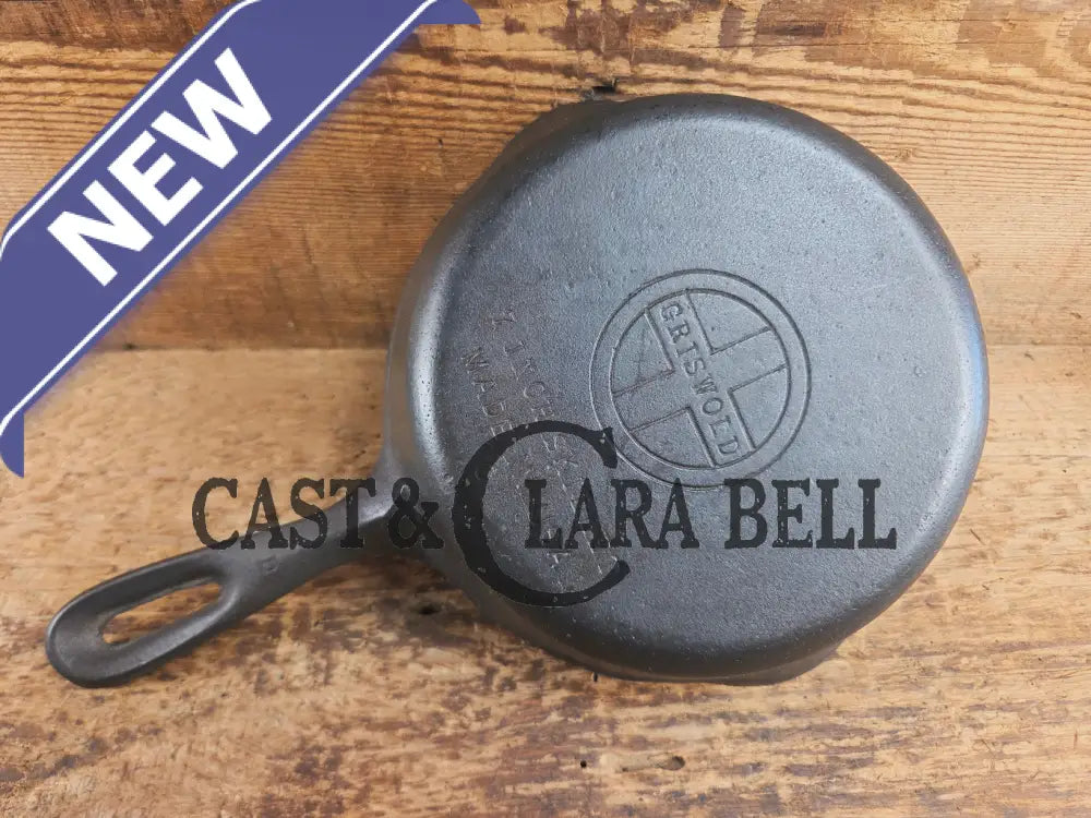 1950’s Wagner made Griswold #4 Skillet with Smooth Bottom. Very cool tough to find egg skillet! Skillet