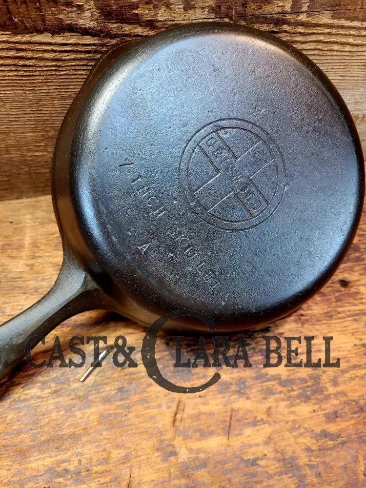 1950’S Wagner Made Griswold #4 Skillet With Smooth Bottom. Very Cool Tough To Find Egg Skillet!