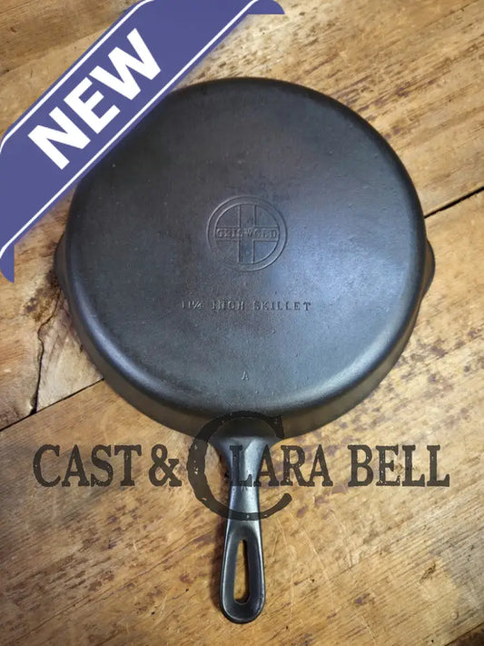 1950’s Wagner made Griswold #9 Skillet with Smooth Bottom. FANTASTIC daily cooker for gas or electric coil only. 11 1/4