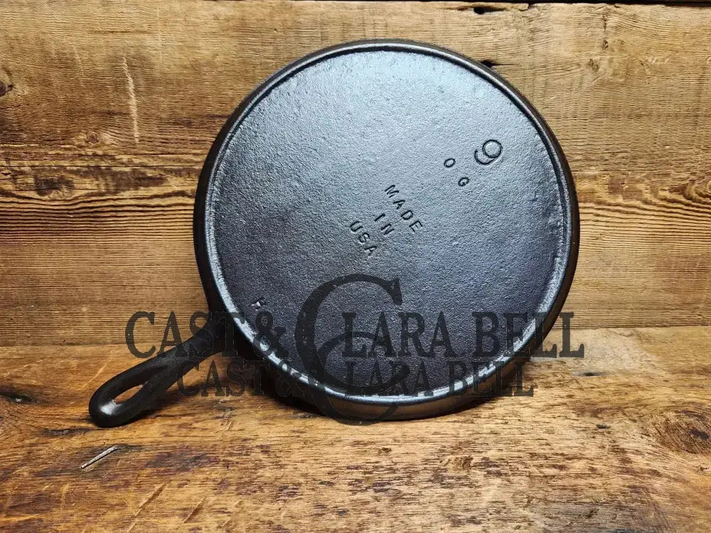 1960-1990’S Lodge #9 Cast Iron Round Griddle. Great Daily User For Grilled Sandwiches!