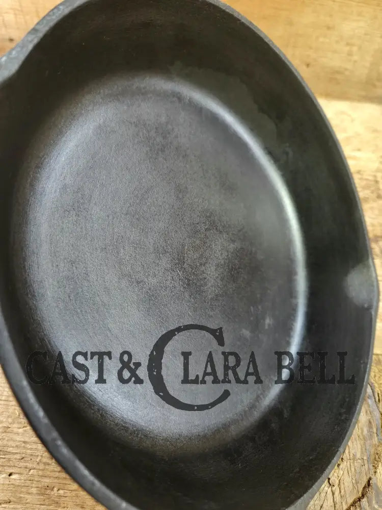 1960’s era Lodge #6 Cast Iron Skillet SK with 3 Notch Heat Ring ’H’. Great daily user!