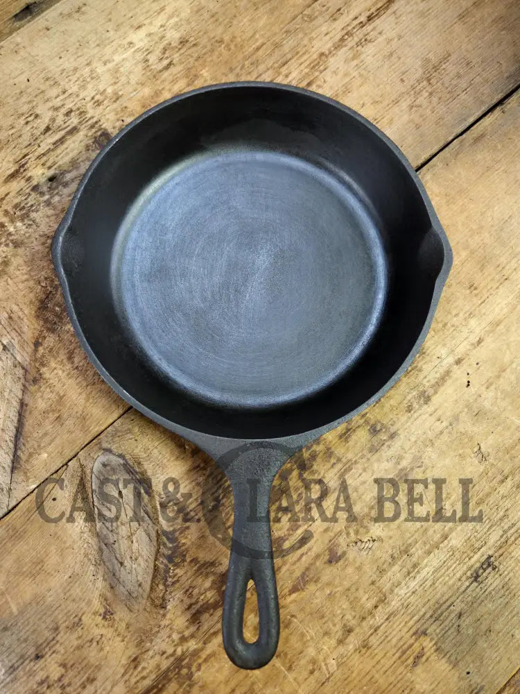 1960’s era Lodge #6 Cast Iron Skillet SK with 3 Notch Heat Ring ’H’. Great daily user!