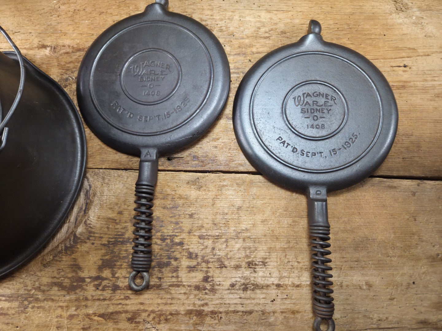 1920's Early Wagner Ware 1408 #8 Waffle Iron with Tall Base!  A wonderful waffle iron for all cook tops.  Great gift!!