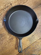 Great skillet and awesome story! 1920’s Chicago Hardware Foundry #9 ’Diamond’ skillet Skillet