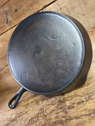 Great skillet and awesome story! 1920’s Chicago Hardware Foundry #9 ’Diamond’ skillet Skillet