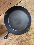 Great skillet and awesome story! 1920’s Chicago Hardware Foundry #9 ’Diamond’ skillet Skillet