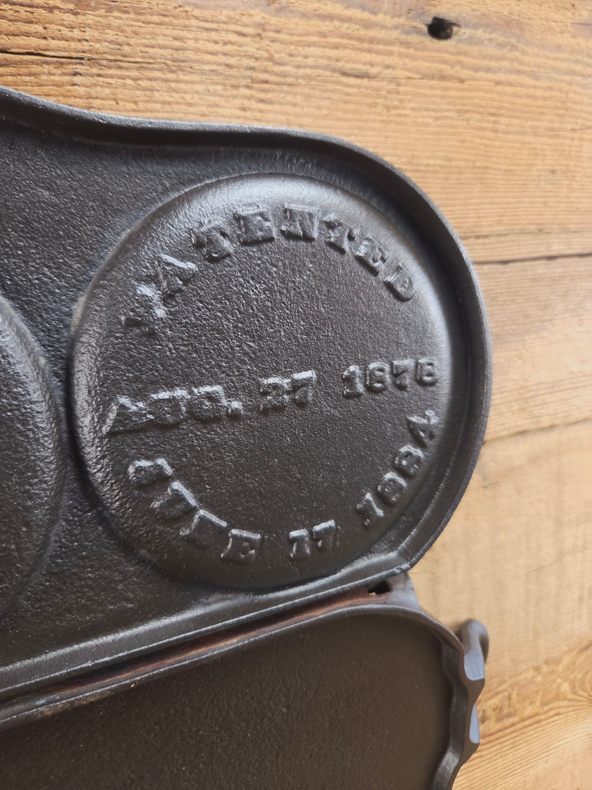 Hot Item!! Late 1800’s Fully Marked Highland Foundry Co pancake flop griddle. Very unique gift idea and new family