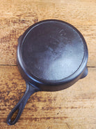 Gorgeous Early 1900’s Lodge #6 Skillet with Single Notch Heat Ring with ’I’ makers mark. Not an easy one to find.
