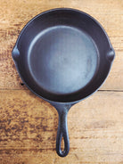 Gorgeous 1940’s Lodge #6 Skillet with 3-Notch Heat Ring. Perfect for the whole family perfect for sauté and sides