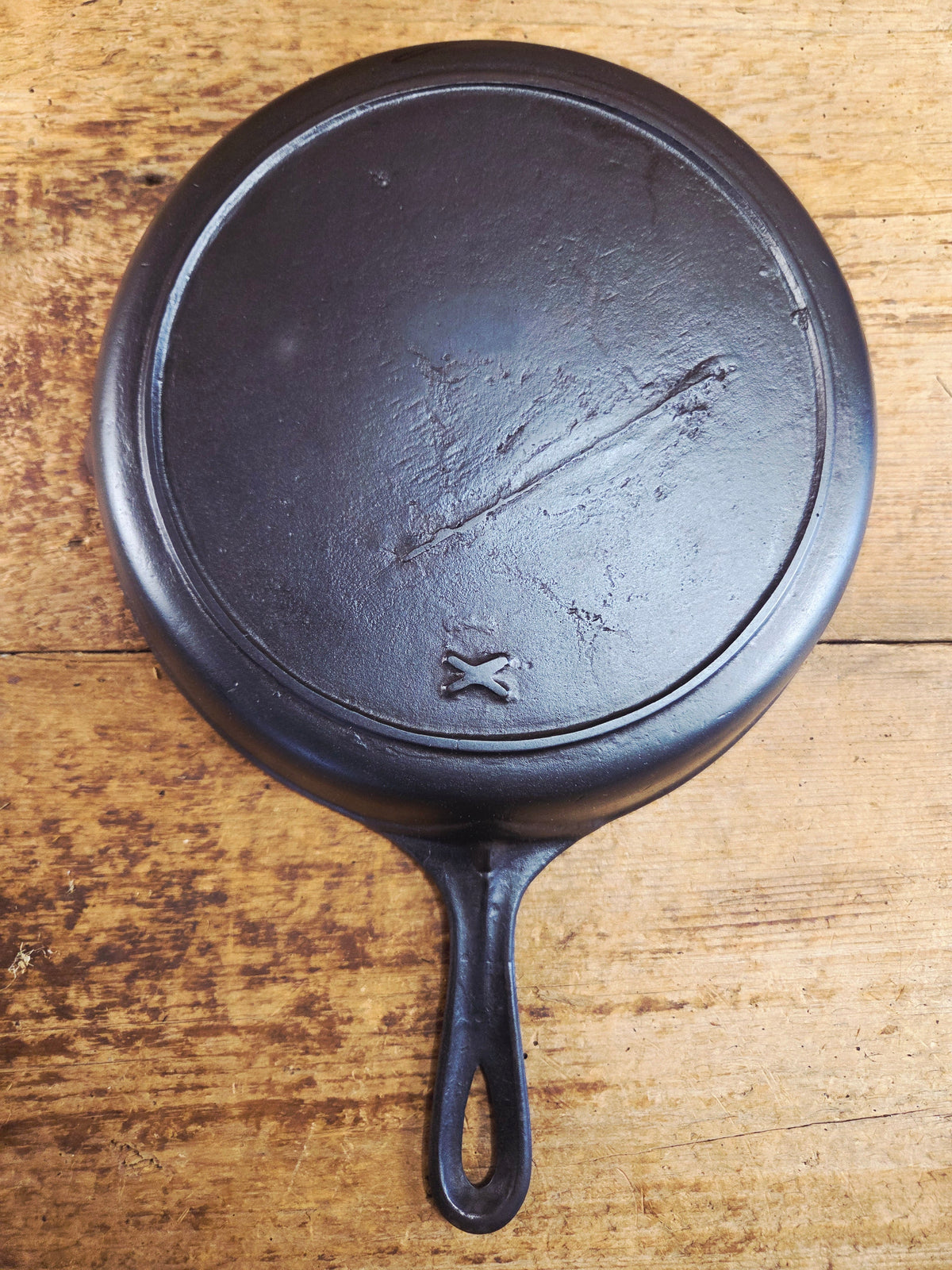 PRICED TO SELL! Great daily user Mystery #8 Skillet with Heat Ring and X Makers Mark. Handles beautifully Skillet