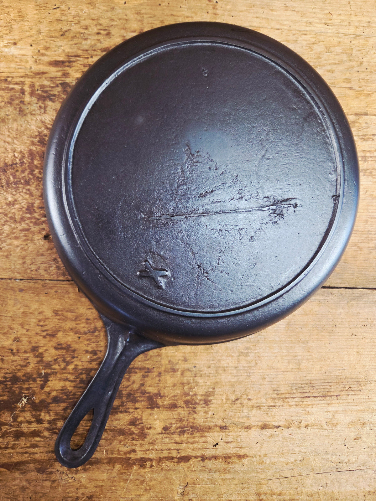 PRICED TO SELL! Great daily user Mystery #8 Skillet with Heat Ring and X Makers Mark. Handles beautifully Skillet