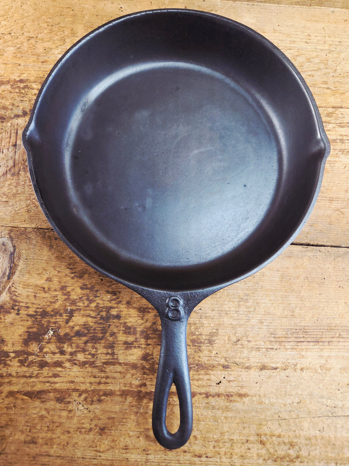 PRICED TO SELL! Great daily user Mystery #8 Skillet with Heat Ring and X Makers Mark. Handles beautifully Skillet