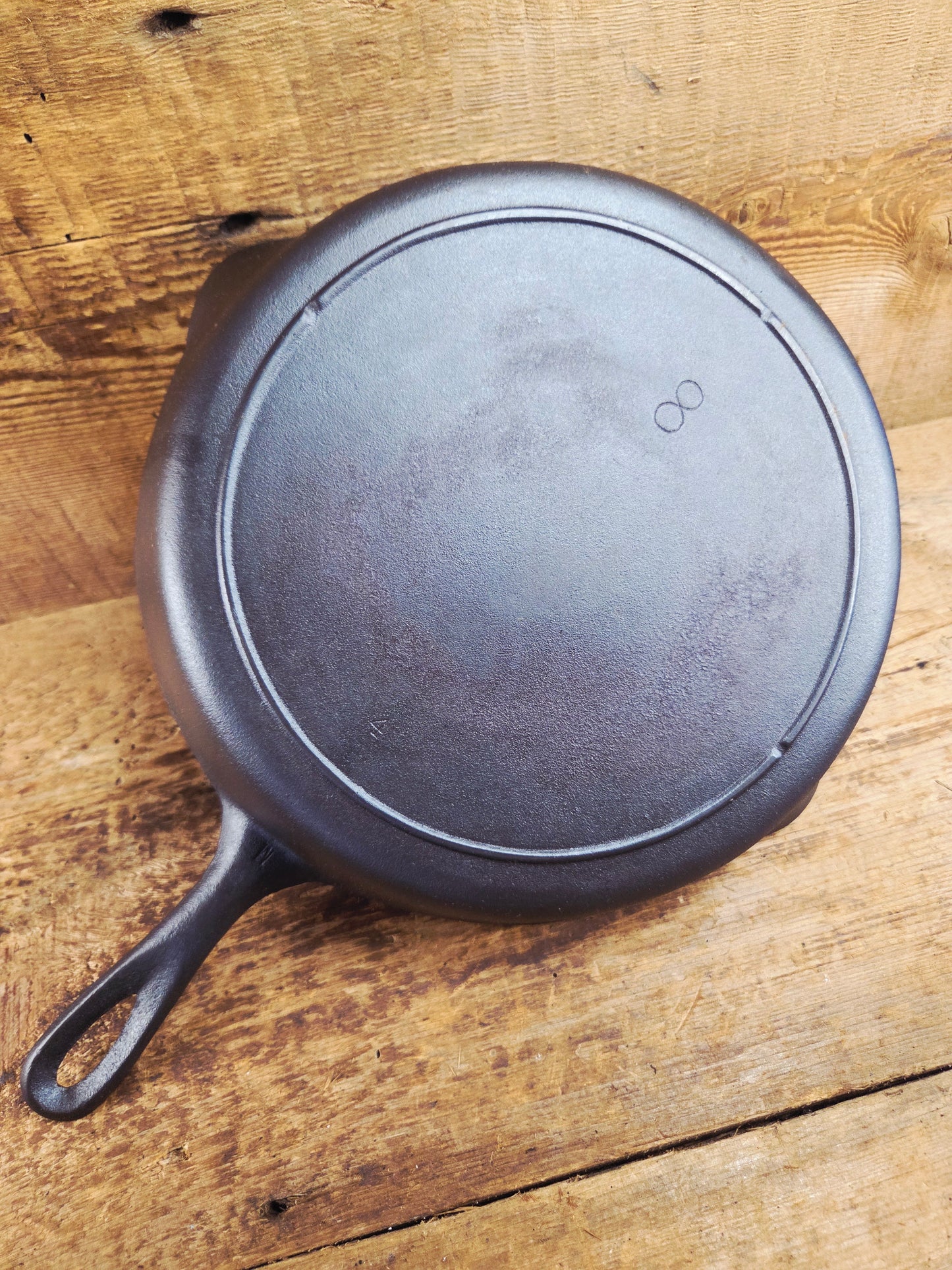 The Clara Bell Classic!  1940's Era Three notch Lodge #8 cast iron skillet.