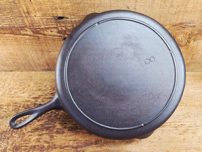 The Clara Bell Classic!  1940's Era Three notch Lodge #8 cast iron skillet.