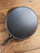 HTF and Gorgeous! Early 1900’s Wagner ’Arc Straight’ logo #11 Cast Iron Skillet Skillet