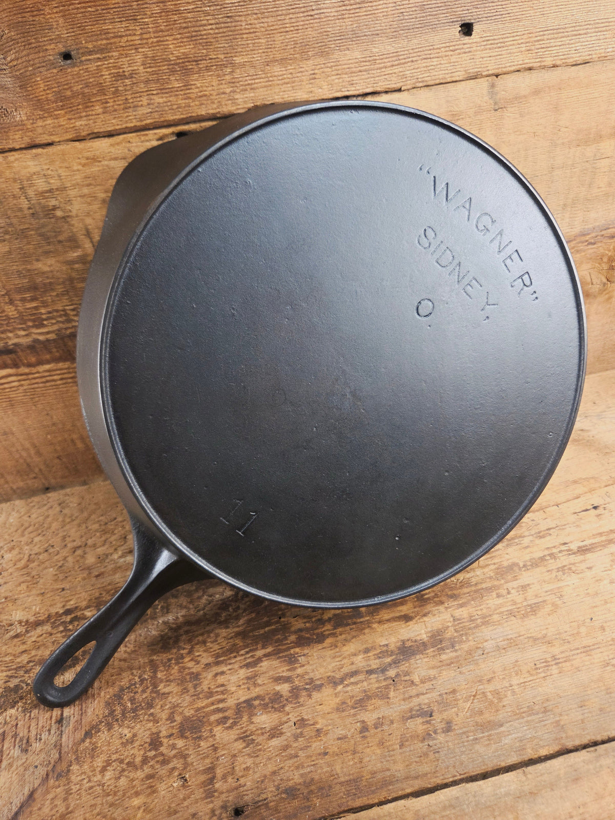HTF and Gorgeous! Early 1900’s Wagner ’Arc Straight’ logo #11 Cast Iron Skillet Skillet