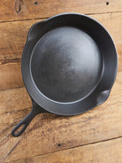 HTF and Gorgeous! Early 1900’s Wagner ’Arc Straight’ logo #11 Cast Iron Skillet Skillet