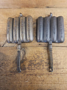 What a COOL novelty! Rare Dixie Mfg and Co. Dixie Dog cornbread waffle iron! Waffle Iron