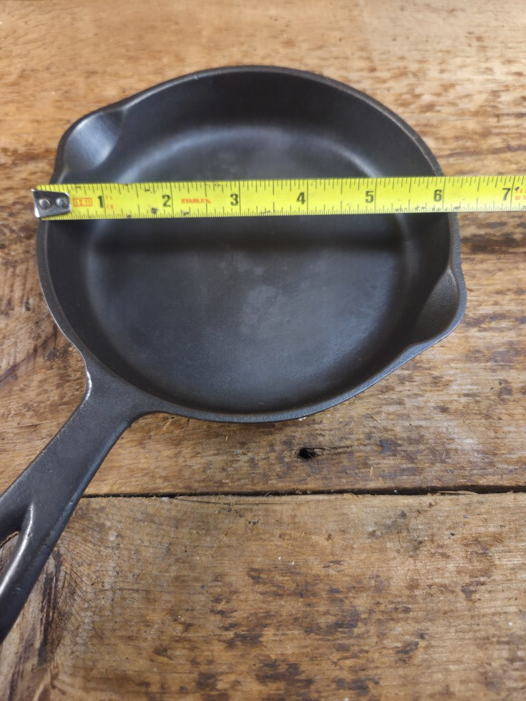 Amazing gift idea! Early Birmingham Stove & Range #3 ’S’ Series Egg Skillet Red Mountain Series. Restored and Ready to