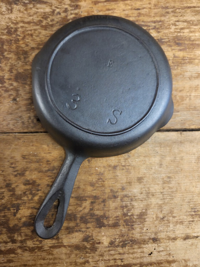 Amazing gift idea! Early Birmingham Stove & Range #3 E ’S’ Series Egg Skillet Red Mountain Series. Restored and Ready