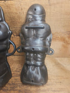 Ho Ho Hold the SHOW!! The Authentic #897/898 Griswold SANTA Cake Mold (Hello Kiddies!). Many copies are out there see