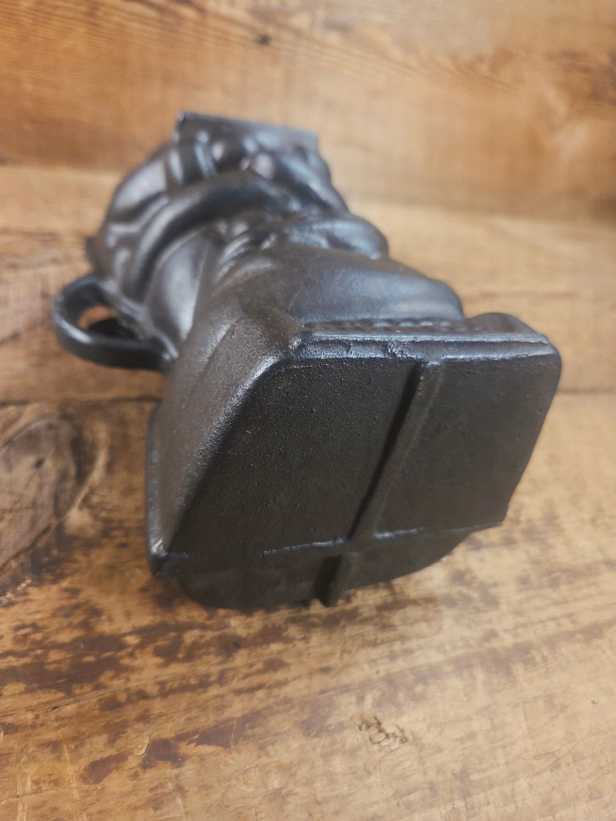 Ho Ho Hold the SHOW!! The Authentic #897/898 Griswold SANTA Cake Mold (Hello Kiddies!). Many copies are out there see