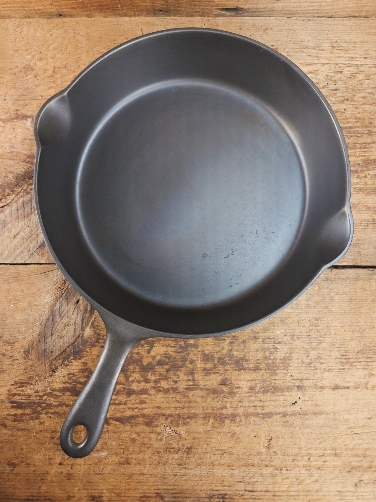 Very cool skillet. Griswold’s Good Health #9 Cast Iron Skillet 659. Classic Department store piece! Skillet