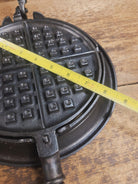 WOW VERY cool and tough to find! Early 1900’s Fanner Mfg Co No. 8 Crescent Cast Iron Waffle Maker with Low Base. Harder