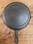 1910’s very early Lodge #8 Cast Iron Skillet with Single Notch and Raised C Skillet