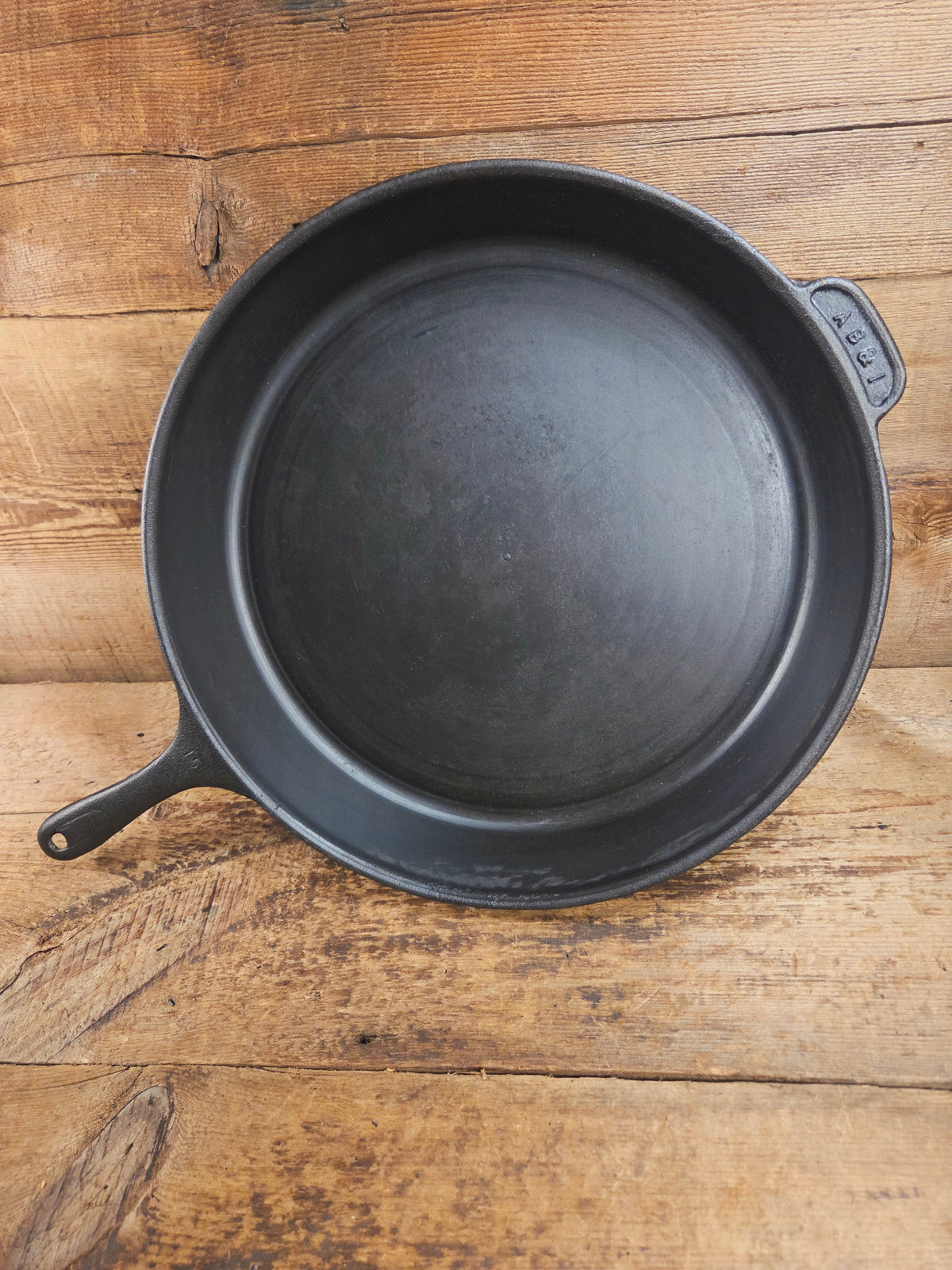 A #15 Skillet exists?? California based AB&I early 1900’s custom made milled bottom #15 skillet. One of the biggest you
