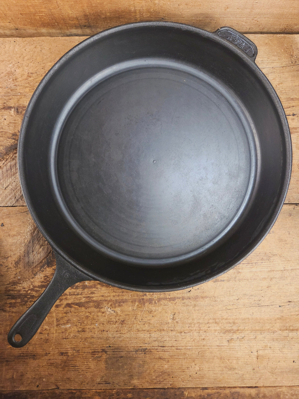 A #15 Skillet exists?? California based AB&I early 1900’s custom made milled bottom #15 skillet. One of the biggest you