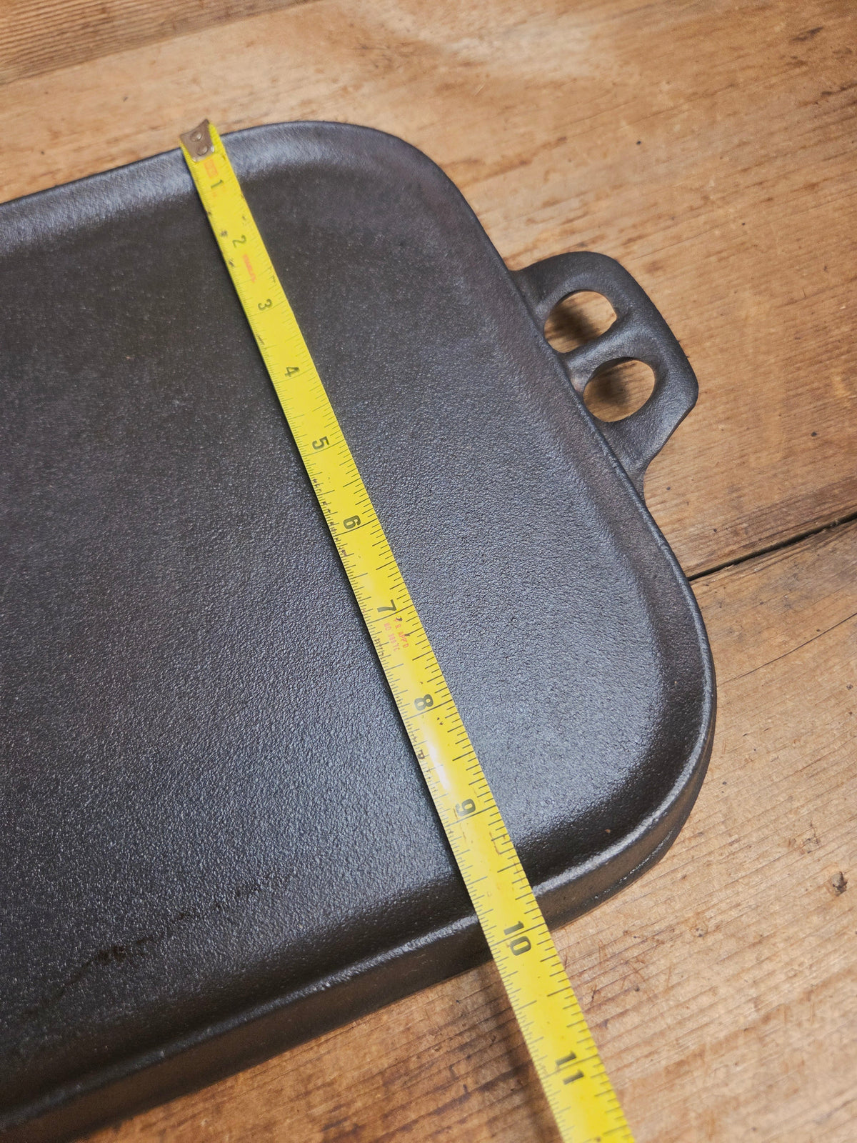 1940’s era Lodge 9 Long Griddle. Great for the grill or stove top for pancakes or burgers! (Copy) Griddle