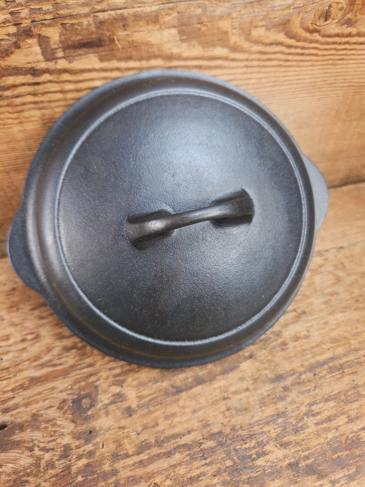 Awesome Griswold No. 3 Cast Iron Skillet Lid with Small Block Logo 1093. Tough to find so cool to own! Skillet