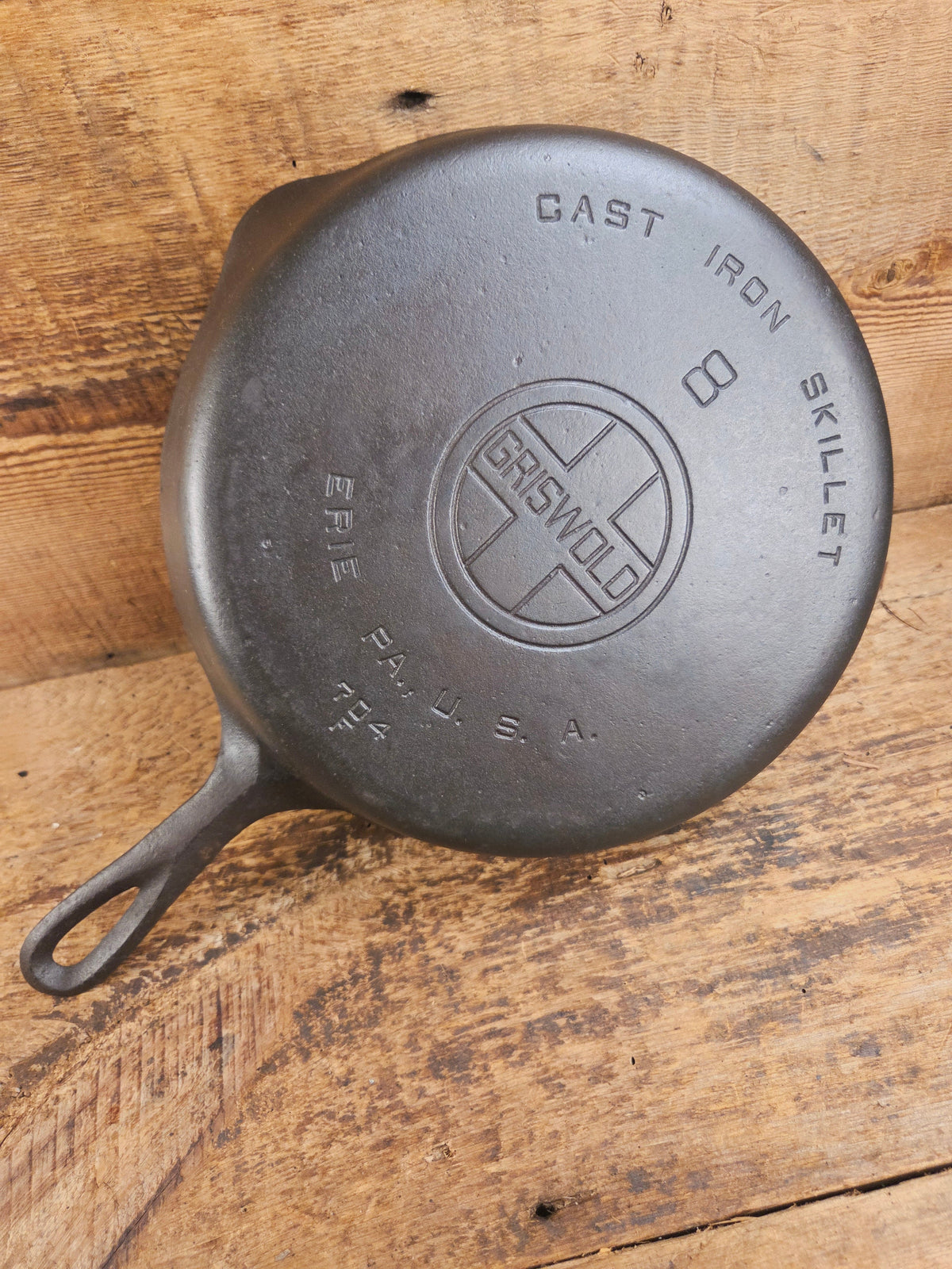 1920’s Griswold #8 Skillet with Large Block Logo and Smooth Bottom 704 F Skillet