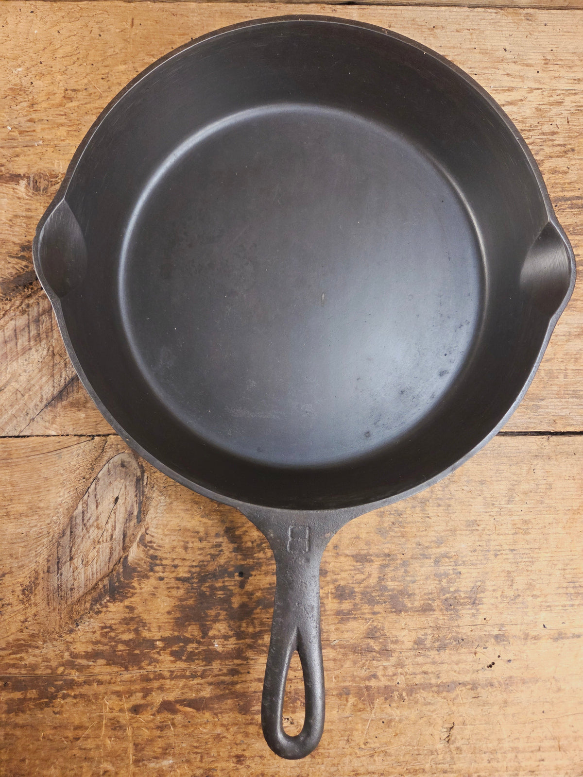 1920’s Griswold #8 Skillet with Large Block Logo and Smooth Bottom 704 F Skillet