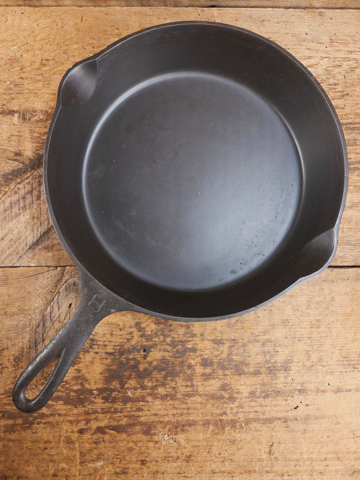1920’s Griswold #8 Skillet with Large Block Logo and Smooth Bottom 704 F Skillet