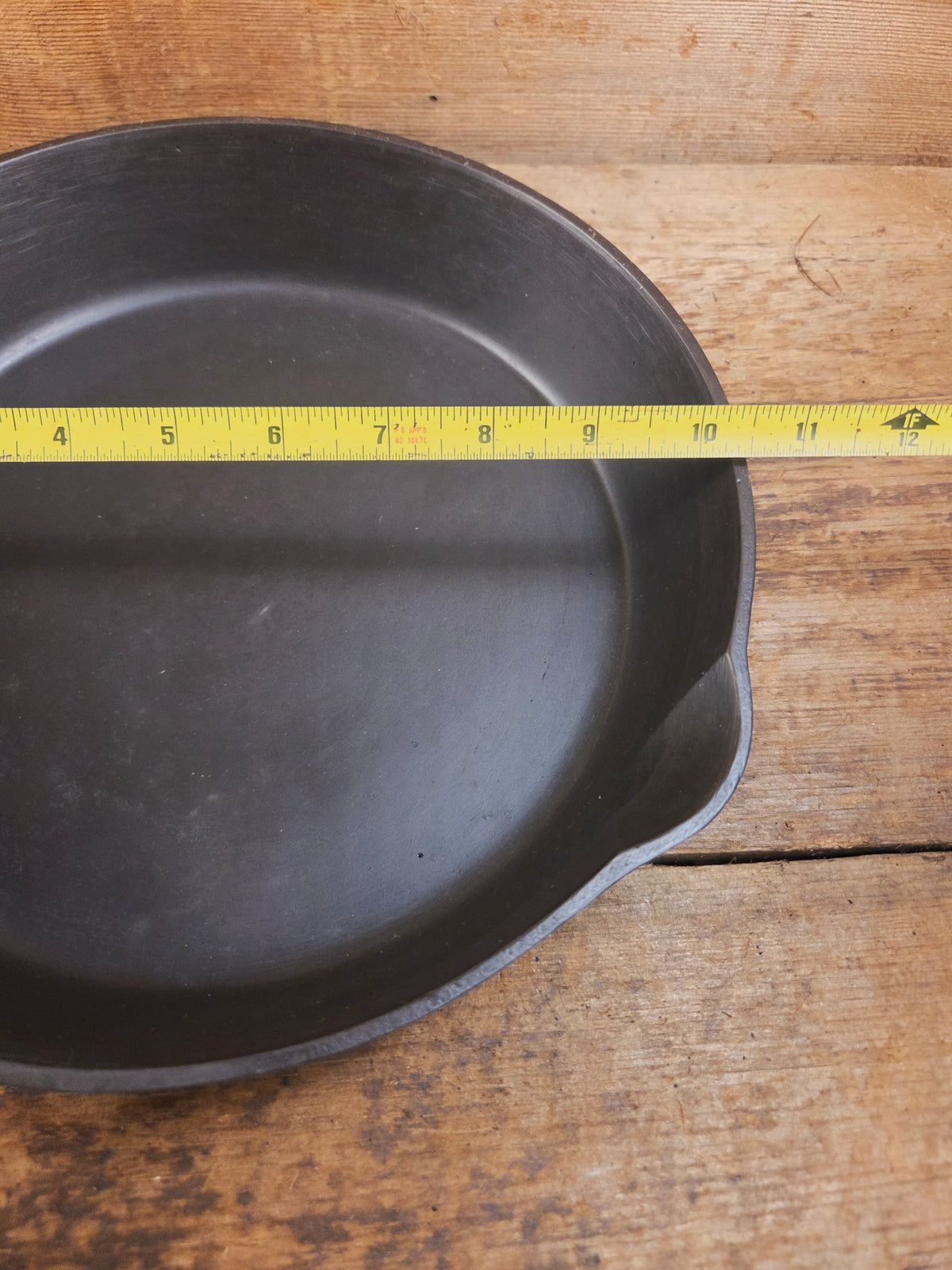 1920’s Griswold #8 Skillet with Large Block Logo and Smooth Bottom 704 F Skillet