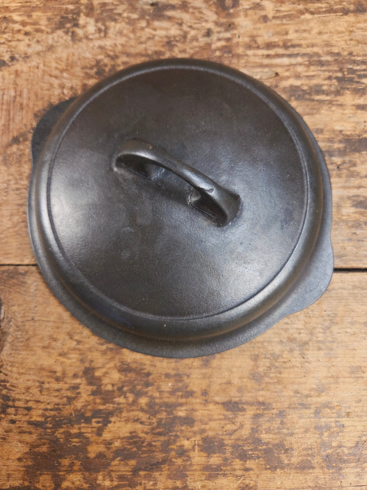Awesome Griswold No. 3 Cast Iron Skillet Lid with Small Block Logo 1093. Tough to find so cool to own! Skillet