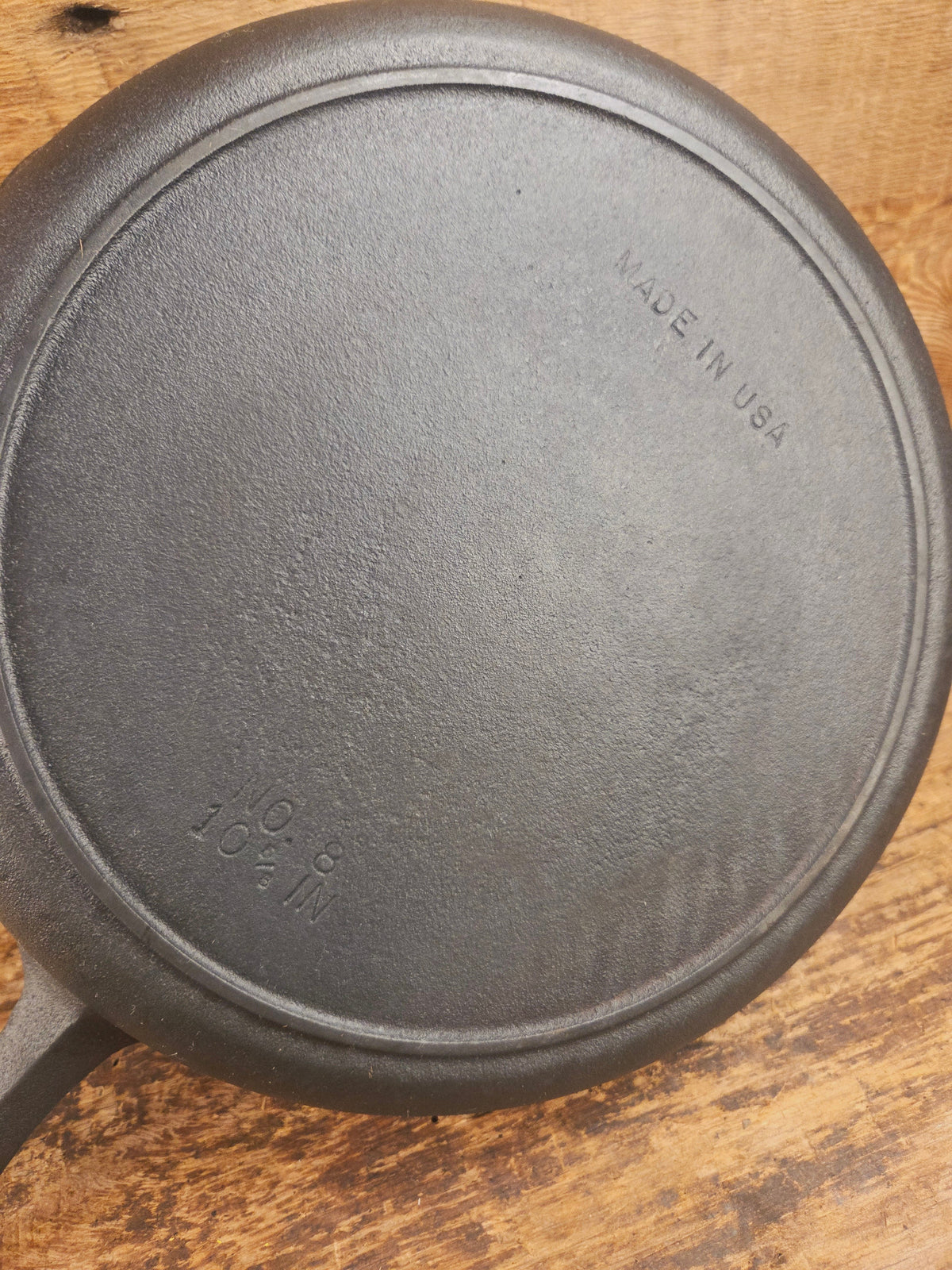 The Classic southern skillet! Birmingham Stove & Range Century Series No. 8 Skillet Skillet