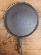 Amazing! Antique #12 handled round griddle! PERFECT pizza griddle or griddle for the cabin! Griddle