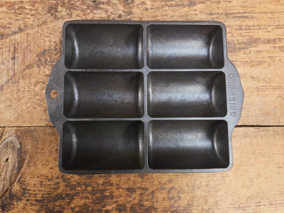 WOW. Tough To Find 1920’s LARGE Griswold No. 16 French Roll Bread 6 cup 6139 Bakeware