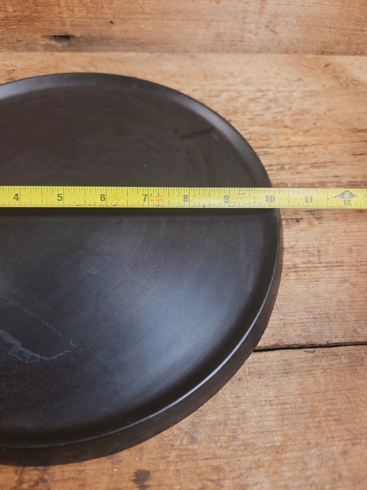 Early 1930’s Era Lodge #9 Round Griddle. Harder to find piece raised X and incised 9. Pancakes and Grilled Cheese!