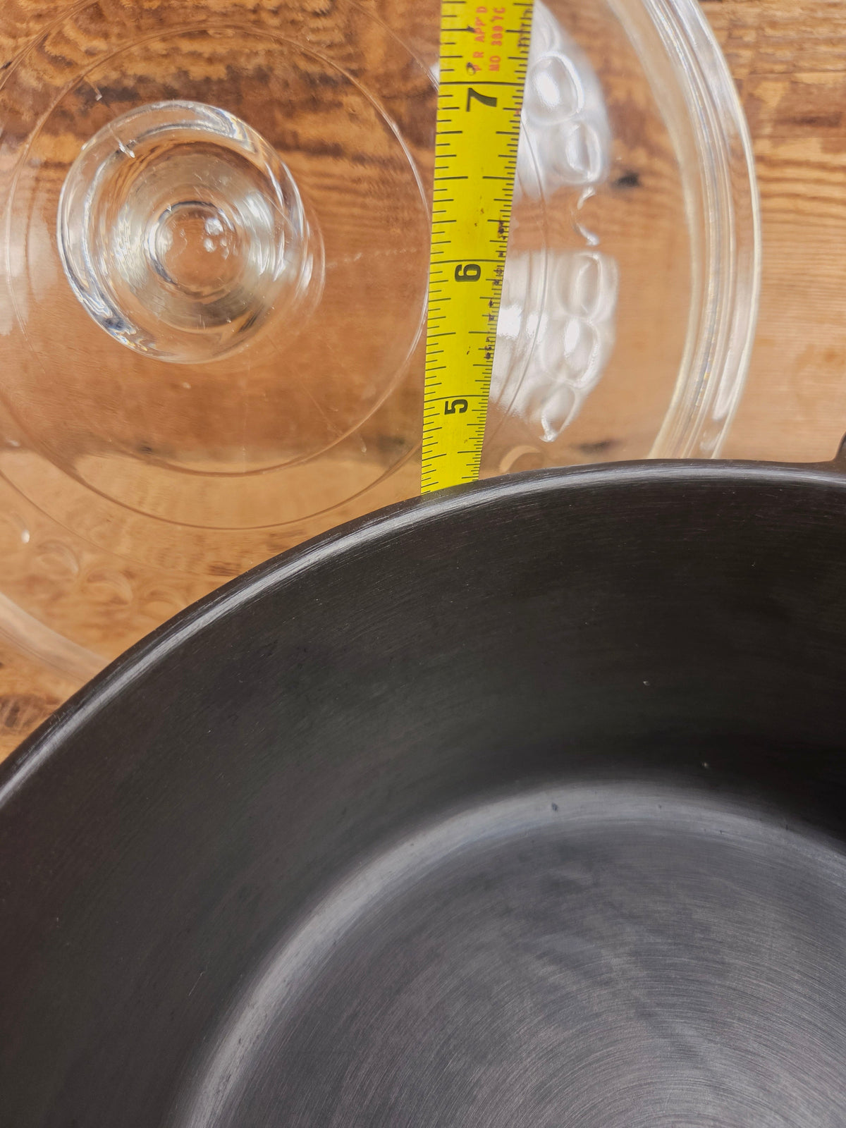 1930’s Beautiful! Wagner #8 Dutch Oven with GLASS lid! 1268. Perfect for soups breads or stews! Dutch Ovens Trivets &