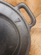 1800’s #7 Antique Gate-marked Long Griddle/Fish Fryer Raised 7 and P Griddle