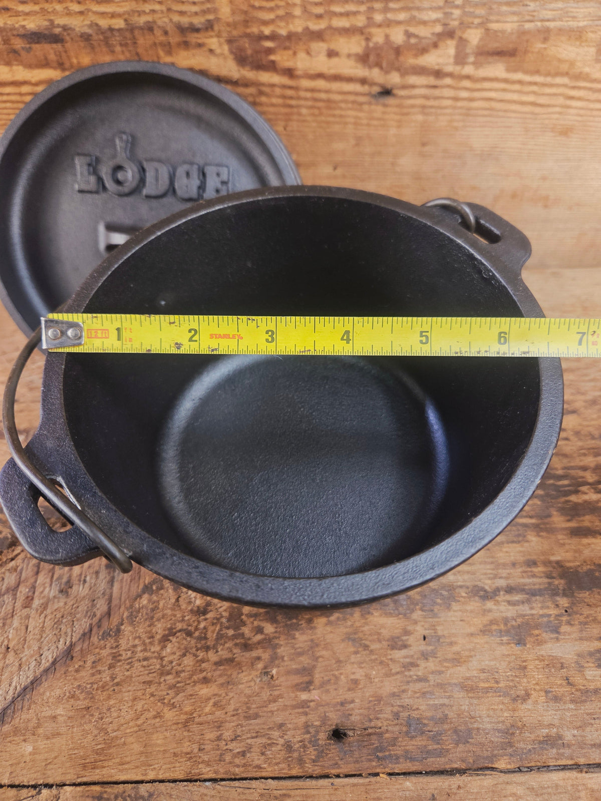 Wow! DISCONTINUED and HTF #6 Lodge Camp Stove. Collector’s Piece Dutch Ovens Trivets & Kettles