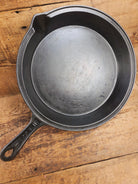 WOW! Authentic Philo Penfield Stewart Mid 1800’s elegant HUGE raised P.P.S. #11 skillet. This is a tough one to find!