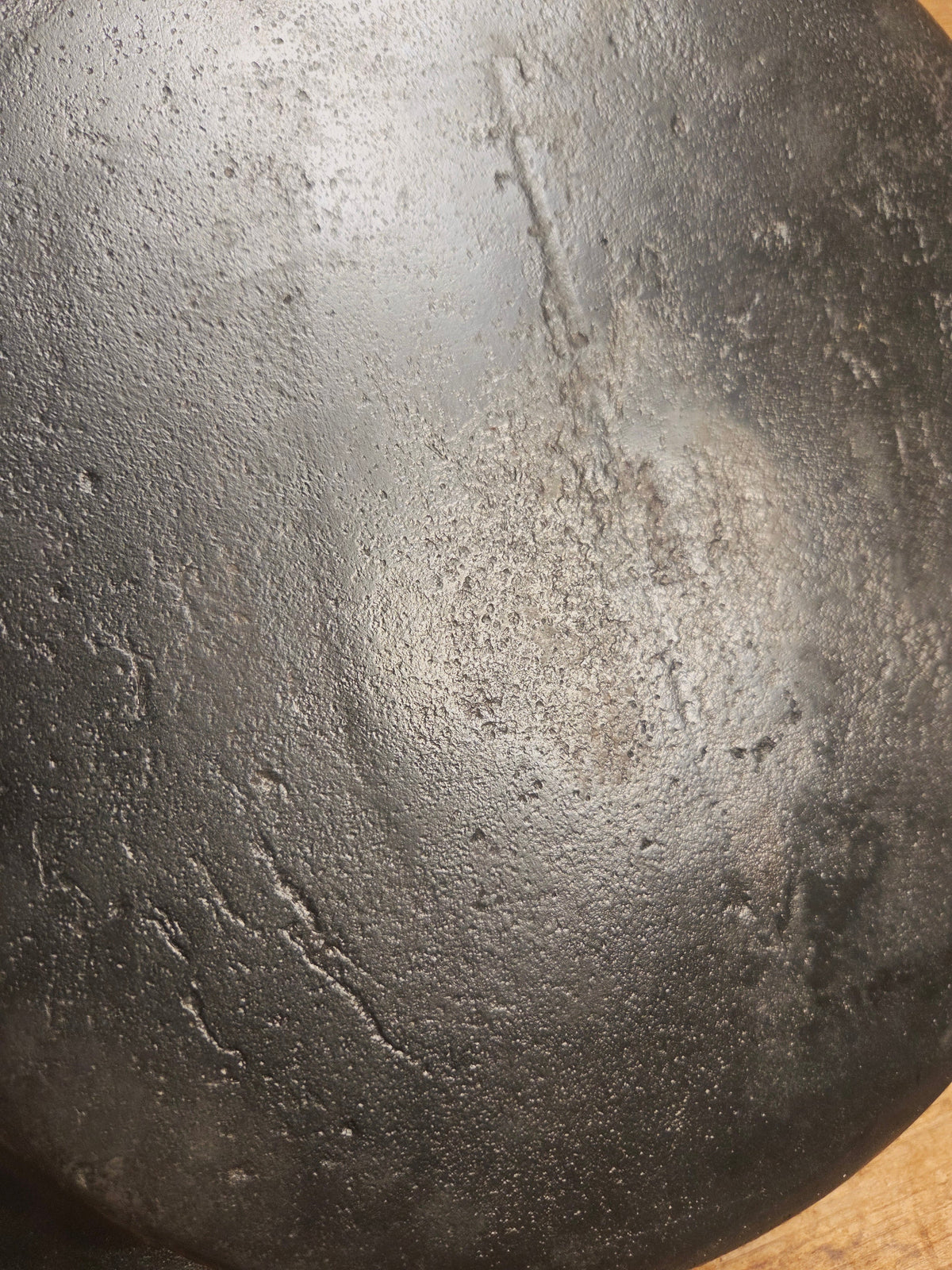 WOW! Authentic Philo Penfield Stewart Mid 1800’s elegant HUGE raised P.P.S. #11 skillet. This is a tough one to find!